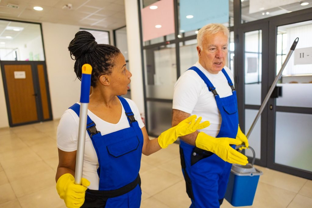 Cleaning Tasks to Do Before Bed: End Your Day with a Tidy Home